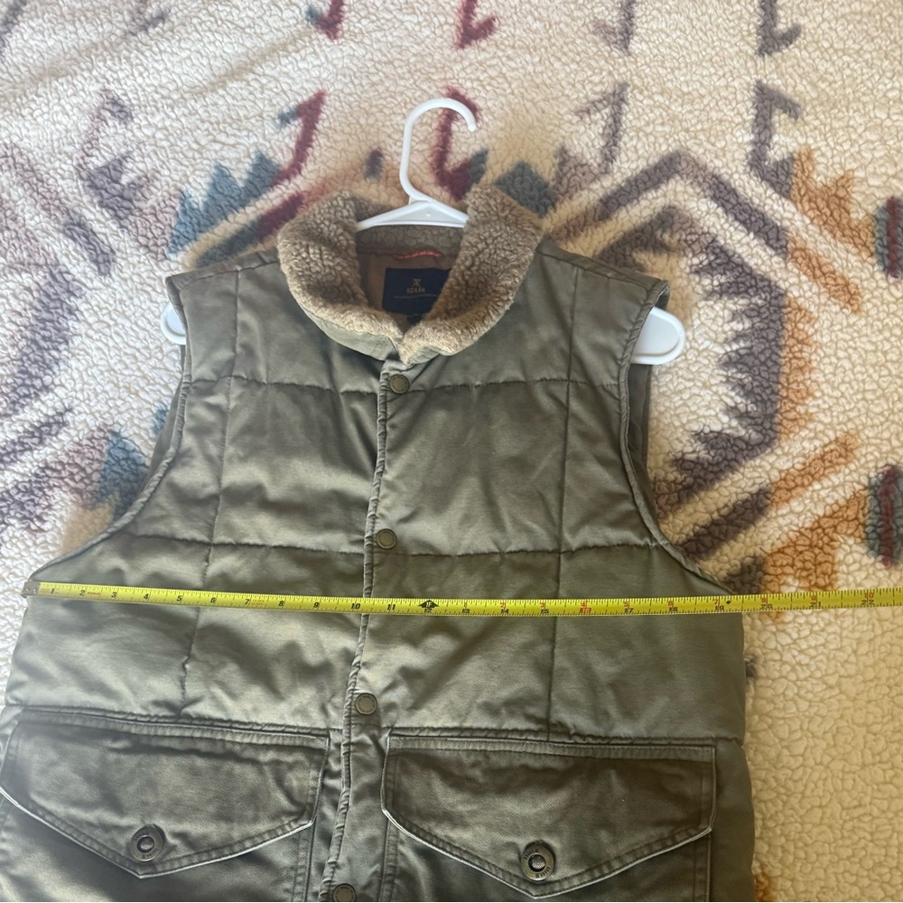 Roark Men’s Livingston Quilted Vest Size M army brown green Jamie Thomas - Picture 11 of 12